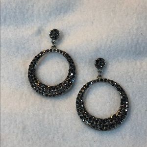 💸 Black Sparkly Earrings